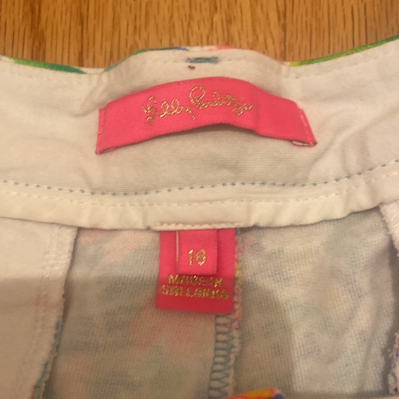 Lilly Pulitzer shorts - size 16 - Picture 2 of 4